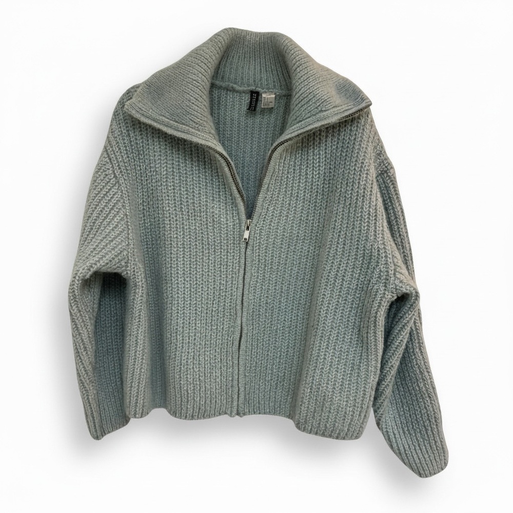H&M Divided Light Blue Knit Cardigan With Zipper Size L